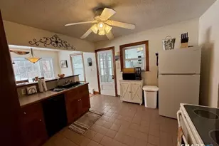 379 S Meriden Rd, Cheshire, CT 06410 - Photo 10