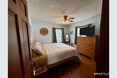 379 South Meriden Road, Cheshire, CT 06410 - Photo 14