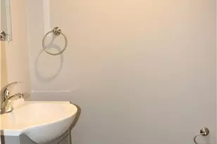 9 Goodhill Rd, Bethel, CT 06801 - Photo 14