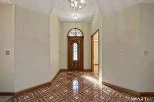 95 Ash Dr, Hamden, CT 06518 - Photo 8