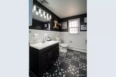 18 Anns Farm Road, Hamden, CT 06518 - Photo 30