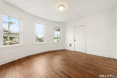 386 Huntington Road, Bridgeport, CT 06608 - Photo 14