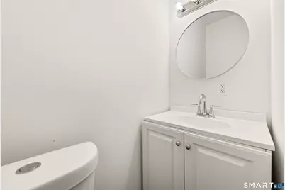 386 Huntington Road, Bridgeport, CT 06608 - Photo 18