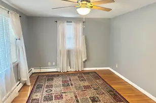 33 Spring St, Wallingford, CT 06492 - Photo 4