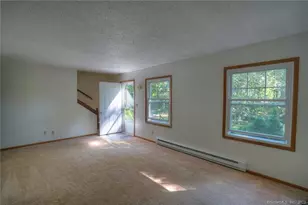26 Dartmouth Dr, Groton, CT 06355 - Photo 4