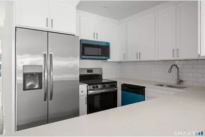 29 Village Road #B, Milford, CT 06460 - Photo 8