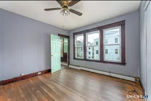 146 Charles St, Waterbury, CT 06708 - Photo 8