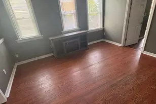 182 Hewitt St, Bridgeport, CT 06607 - Photo 2