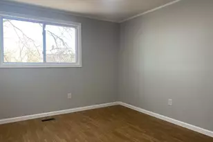 421 Allen St, New Britain, CT 06053 - Photo 8