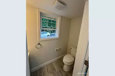 1083 Whalley Avenue #B, New Haven, CT 06515 - Photo 8
