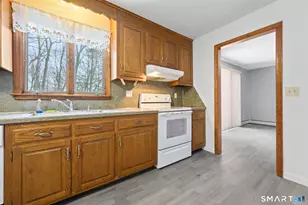 50 Woodhaven Dr, Burlington, CT 06013 - Photo 8