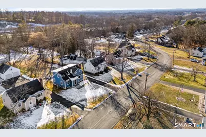 247 Chester Street, East Hartford, CT 06108 - Photo 4