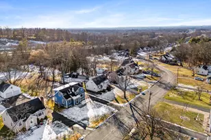 247 Chester St, East Hartford, CT 06108 - Photo 4