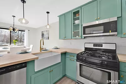 273 Cottonwood Road #273, Newington, CT 06111 - Photo 1