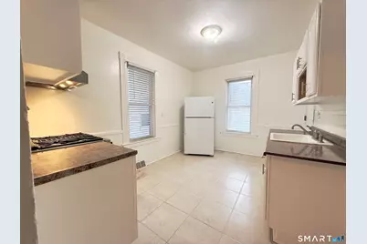 517 Brooks Street, Bridgeport, CT 06608 - Photo 2