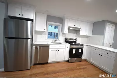 17 Railroad Avenue, Farmington, CT 06085 - Photo 4