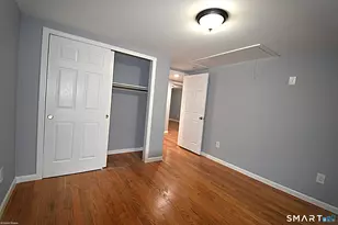 17 Railroad Ave, Farmington, CT 06085 - Photo 12