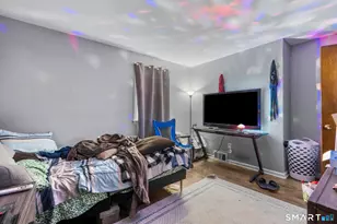 7 Pettit Dr, Meriden, CT 06451 - Photo 24