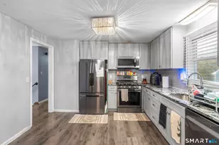 7 Pettit Dr, Meriden, CT 06451 - Photo 12