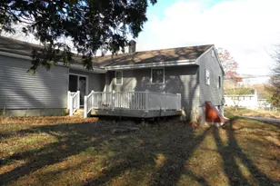 20 Florida Dr, Montville, CT 06370 - Photo 4