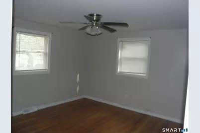 20 Florida Drive, Montville, CT 06370 - Photo 10