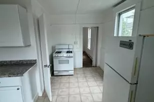 229 Helen St, Bridgeport, CT 06608 - Photo 1