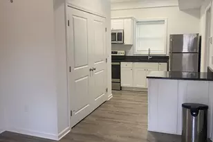 19 Railroad Ave, Beacon Falls, CT 06403 - Photo 2