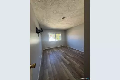 250 North Bishop Avenue #APT 19, Bridgeport, CT 06610 - Photo 4