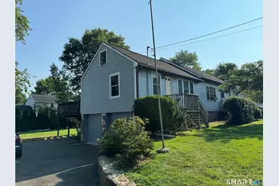 11 Maple Street #2, Trumbull, CT 06611 - Photo 4