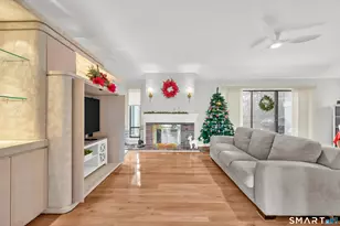 98 Heritage Vlg, Southbury, CT 06488 - Photo 10