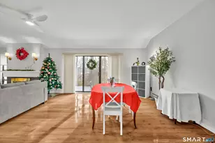 98 Heritage Vlg, Southbury, CT 06488 - Photo 4