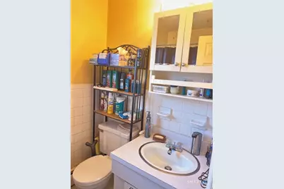 92 Angel Drive #APT C, Waterbury, CT 06708 - Photo 4