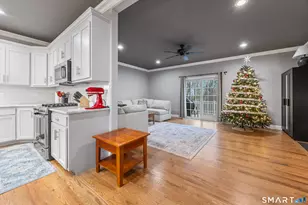 52 Brookview Cir, Bristol, CT 06010 - Photo 10