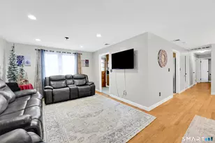 24 Ridge Crest Cir, Wethersfield, CT 06109 - Photo 22