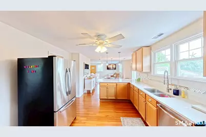 31 Quinnipiac Avenue, North Haven, CT 06473 - Photo 14