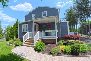 31 Quinnipiac Ave, North Haven, CT 06473 - Photo 1