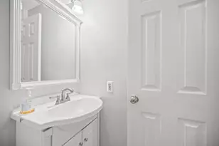45 Conestoga Way, Glastonbury, CT 06033 - Photo 12