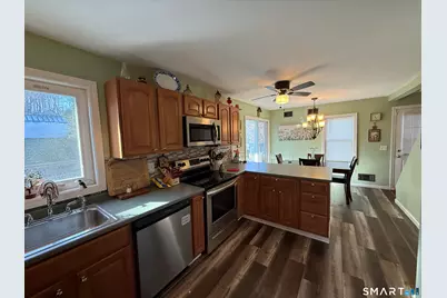 18 Curtice Street, Winchester, CT 06098 - Photo 12