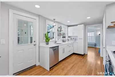 114 Argyle Avenue, West Hartford, CT 06107 - Photo 8