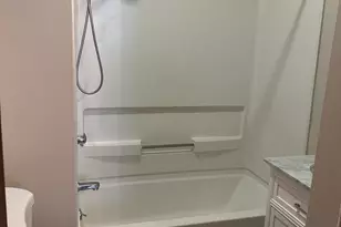 214 Broadway, Norwich, CT 06360 - Photo 8