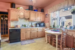 132 Gilman St, Bridgeport, CT 06605 - Photo 12