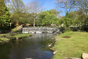 657 Naugatuck Ave, Milford, CT 06461 - Photo 2