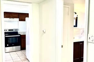 657 Naugatuck Ave, Milford, CT 06461 - Photo 10