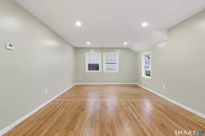 26 Crescent Drive, Danbury, CT 06810 - Photo 6