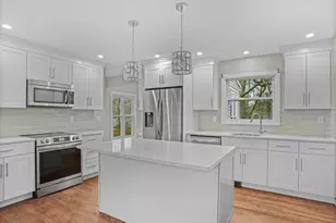 36 Craig Ln, Trumbull, CT 06611 - Photo 6