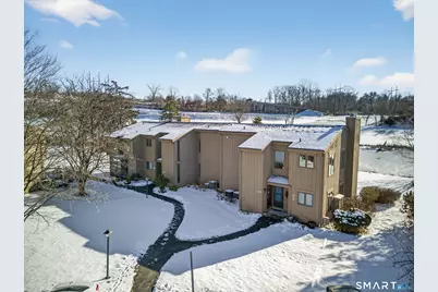 10 Pilgrim Harbor #C, Wallingford, CT 06492 - Photo 2