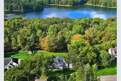 78 Old Tree Farm Lane, Trumbull, CT 06611 - Photo 2