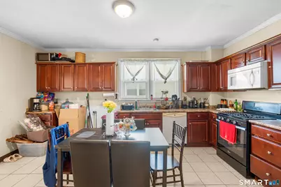 124 Windsor Avenue, Meriden, CT 06451 - Photo 12