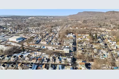 124 Windsor Avenue, Meriden, CT 06451 - Photo 36