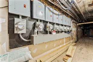 28 Hill St, Waterbury, CT 06704 - Photo 12